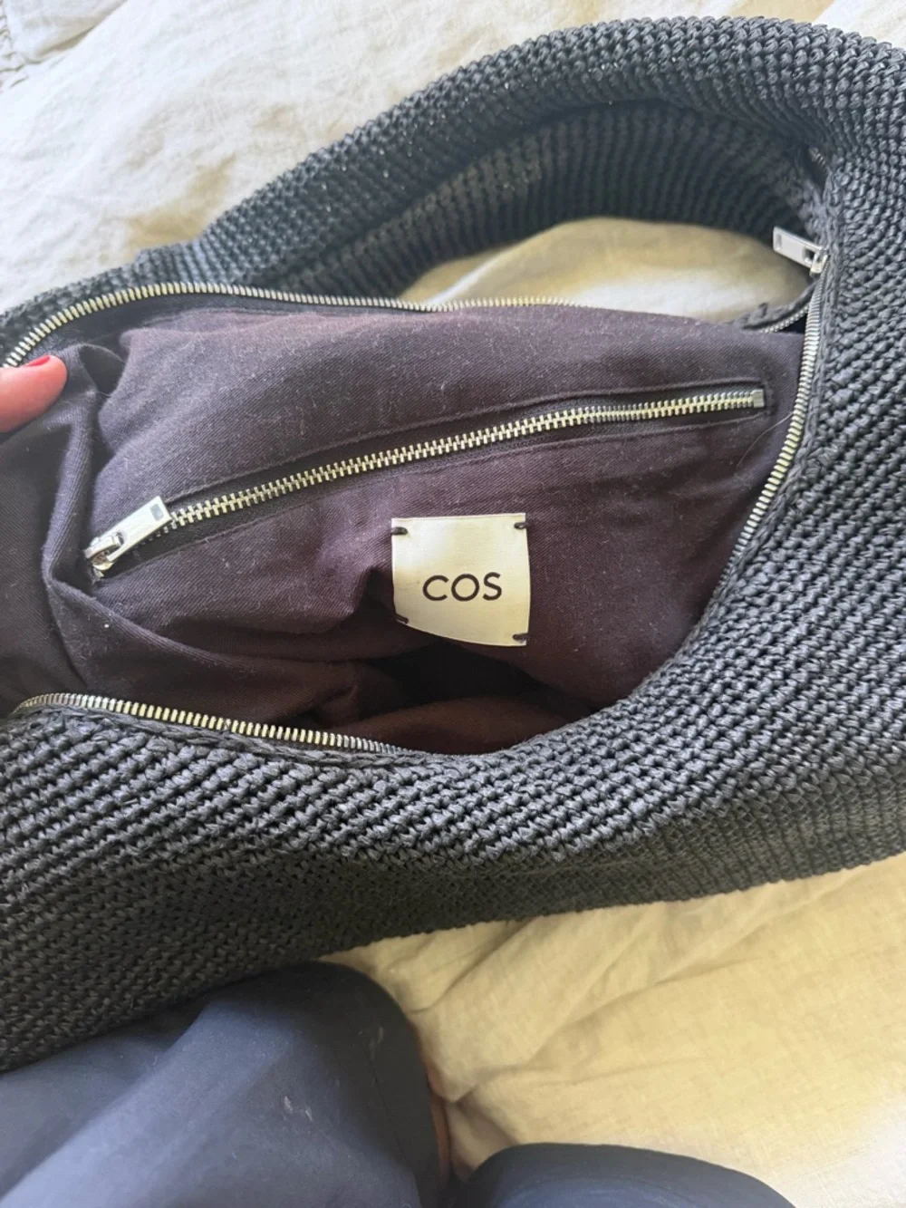 COS Oversized Sling Bag Raffina
